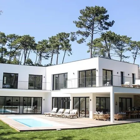 Villa D'exception Avec Piscine Et Jardin Proche Plages Et A Hossegor - Fr-1-791-5